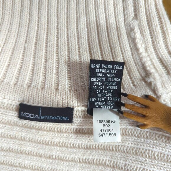 MODA International Ribbed Sleeveless Cream-Colored Turtleneck Sweater - M - Picture 5 of 10
